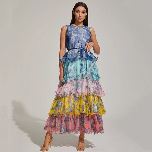 Designer-Style Layered Ruffled Women's Dress - Picture 1 of 12